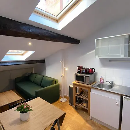 Pépite Lumineuse Au Cœur Du 9ème à Deux Pas Des Quais Appartement